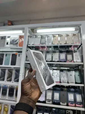 New Apple iPhone 15 Pro Max 256 GB White