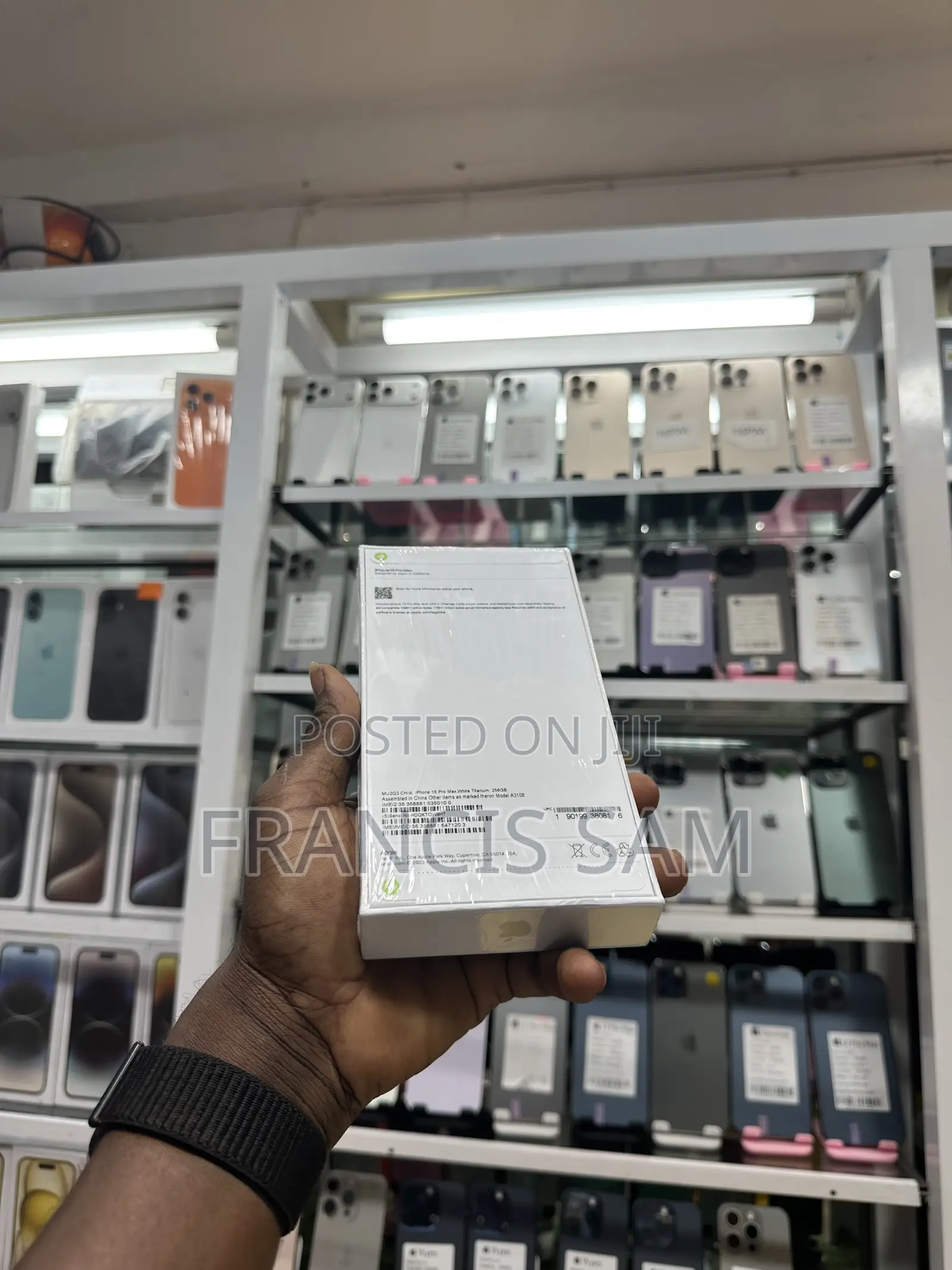 New Apple iPhone 15 Pro Max 256 GB White