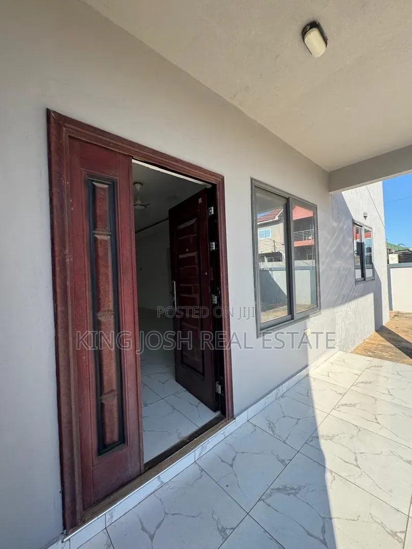 3bdrm House in Lashibi, Baatsona Total for rent