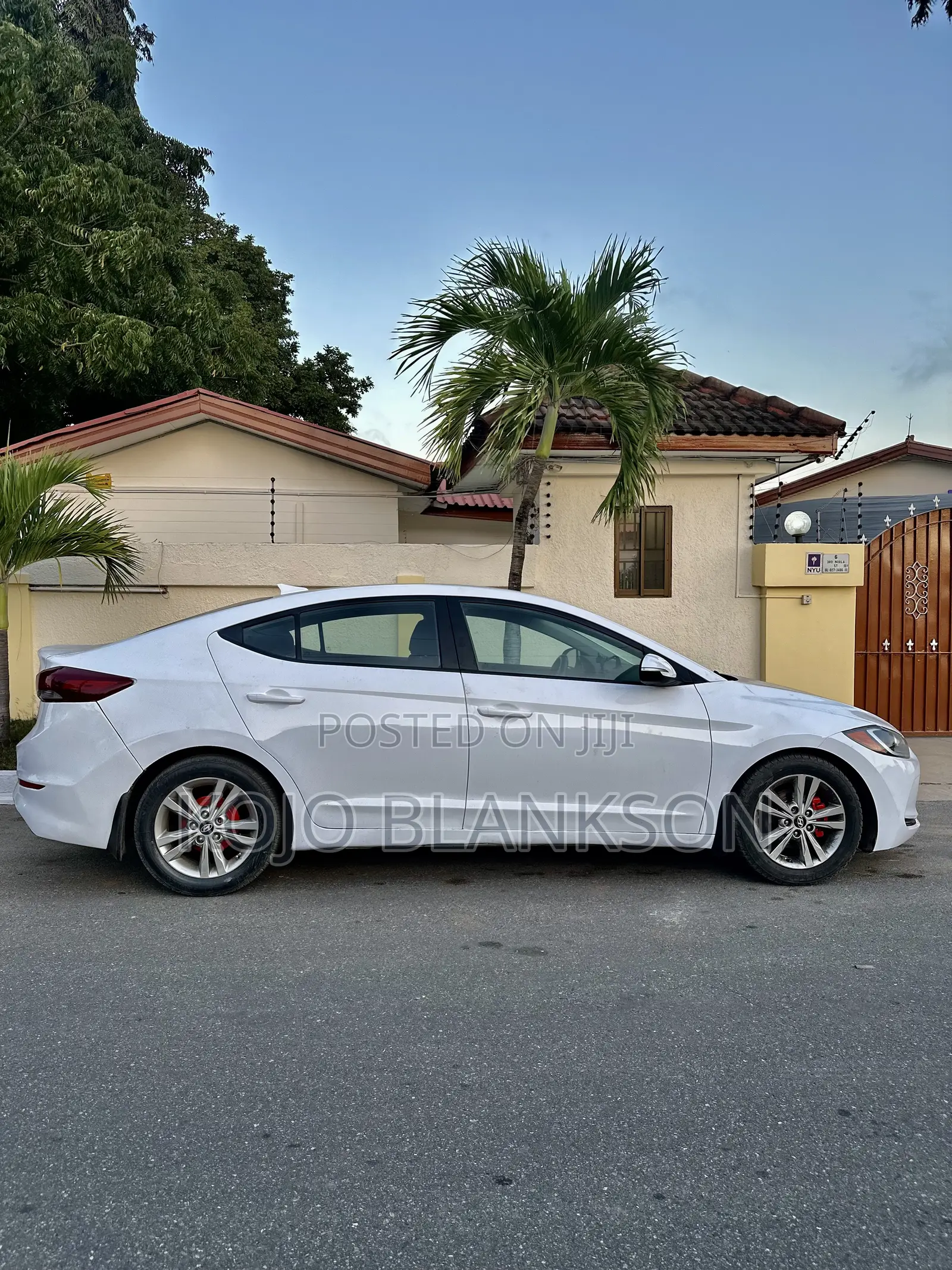 Hyundai Elantra SE 2018 White