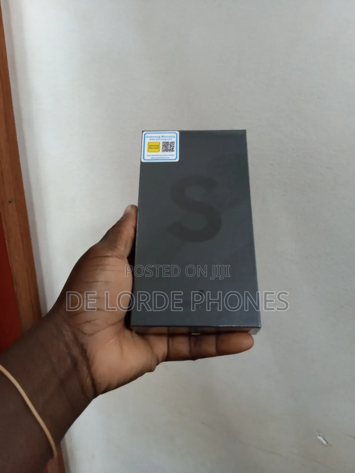 New Samsung Galaxy S22 5G 128 GB Black