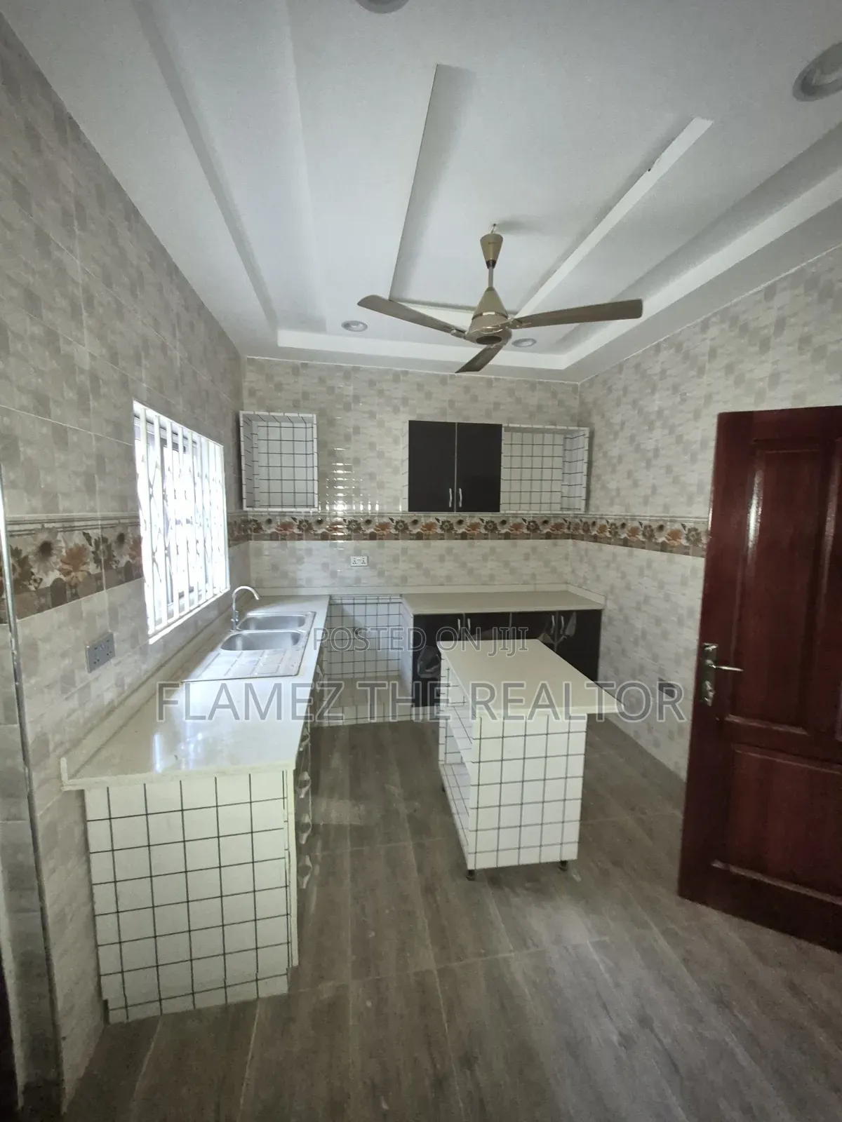 3bdrm House in Damas 2, Amasaman for sale