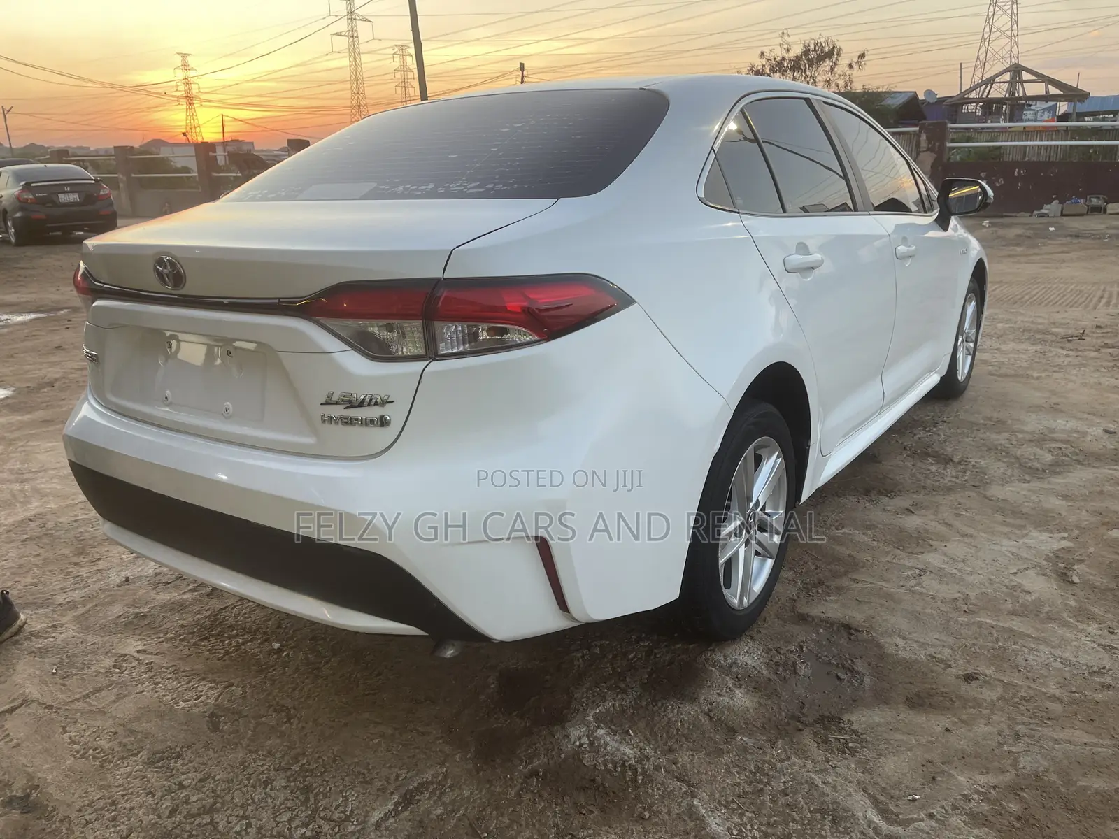 Toyota Corolla SE 2022 White