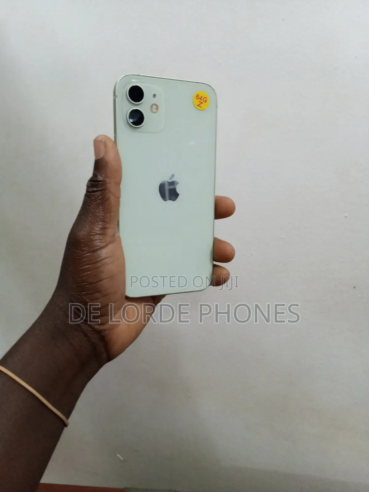 New Apple iPhone 11 64 GB Green