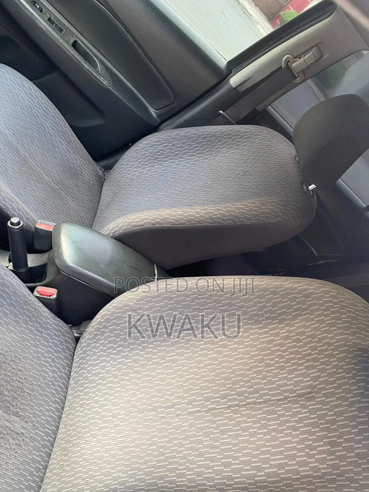 Toyota Yaris 2011 Gray