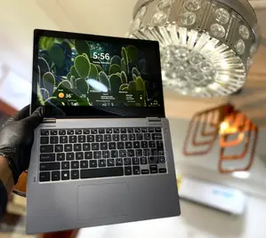 Laptop Dell Latitude 3310 2-in-1 8GB Intel Core i5 SSD 256GB