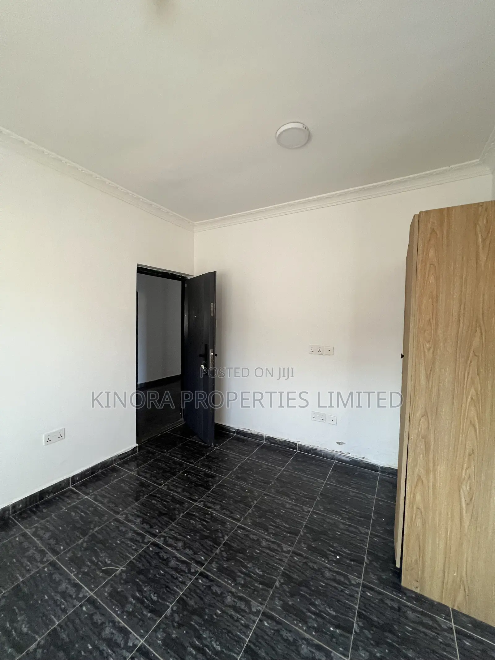 3bdrm Condo in Adenta Ashiyie for rent
