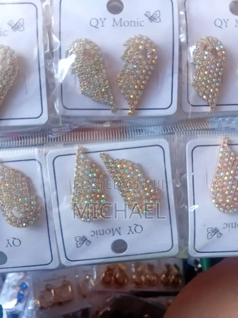 Earrings for Adult Ladies and Kids (Females)