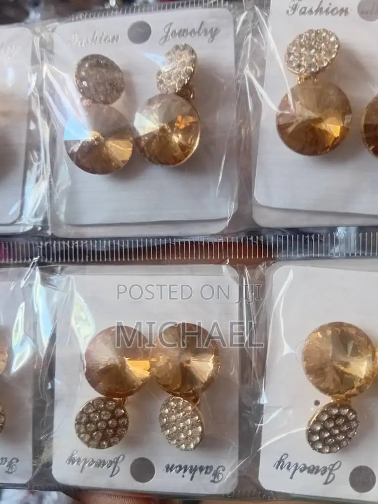 Earrings for Adult Ladies and Kids (Females)