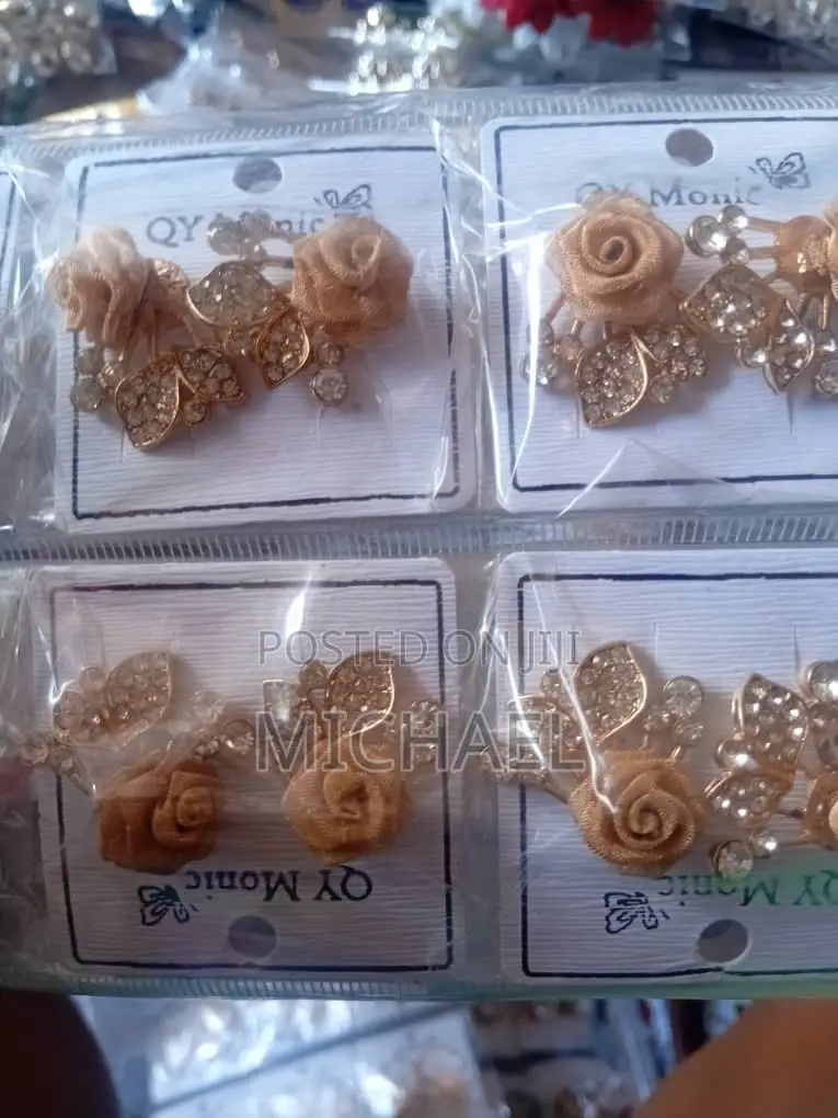 Earrings for Adult Ladies and Kids (Females)