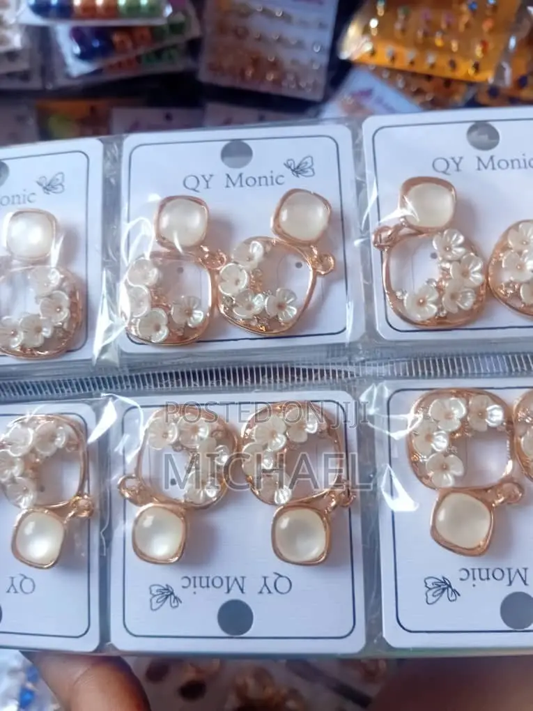 Earrings for Adult Ladies and Kids (Females)