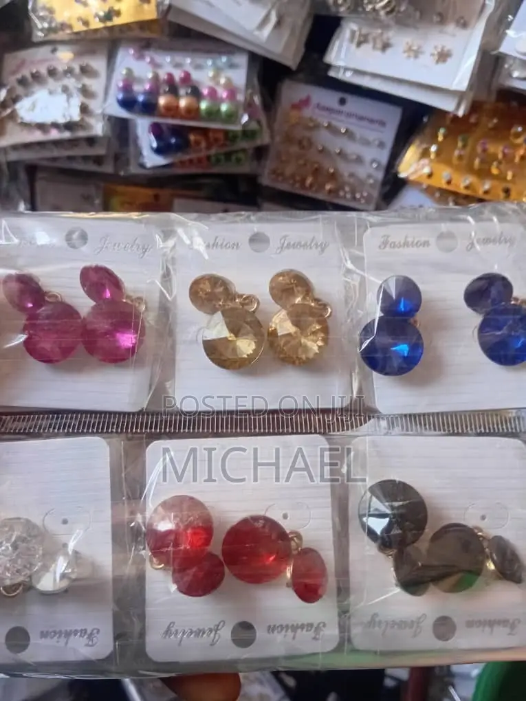 Earrings for Adult Ladies and Kids (Females)