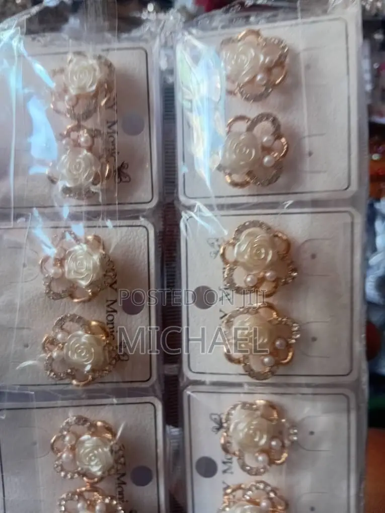 Earrings for Adult Ladies and Kids (Females)