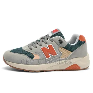 New Balance Sneaker