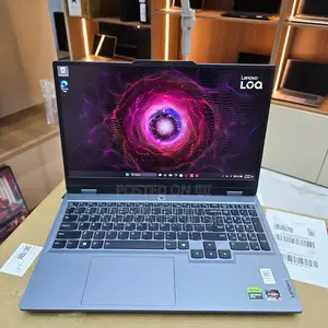 Laptop Lenovo LOQ 15AHP10 16GB AMD Ryzen 5 SSD 512GB