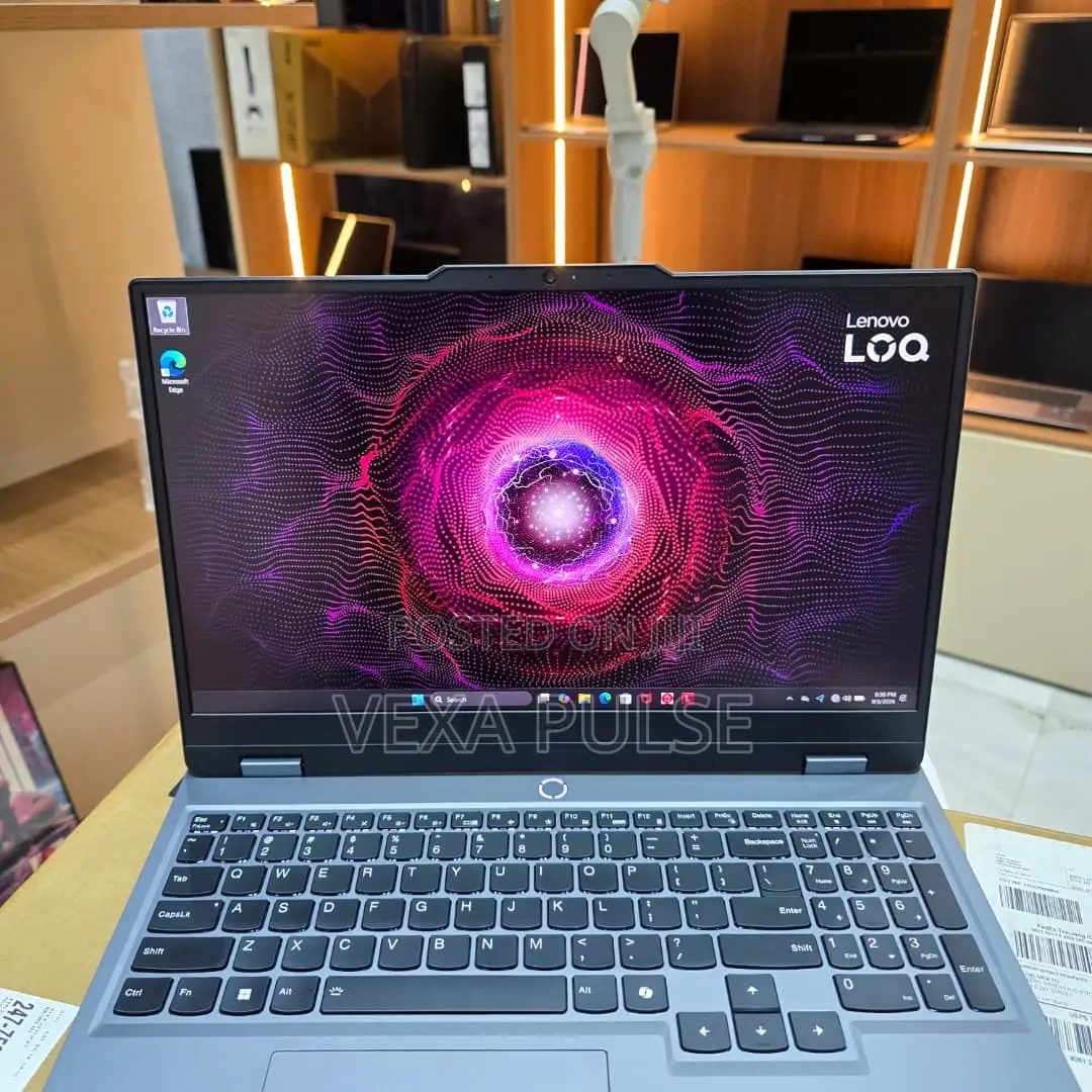 Laptop Lenovo LOQ 15AHP10 16GB AMD Ryzen 5 SSD 512GB
