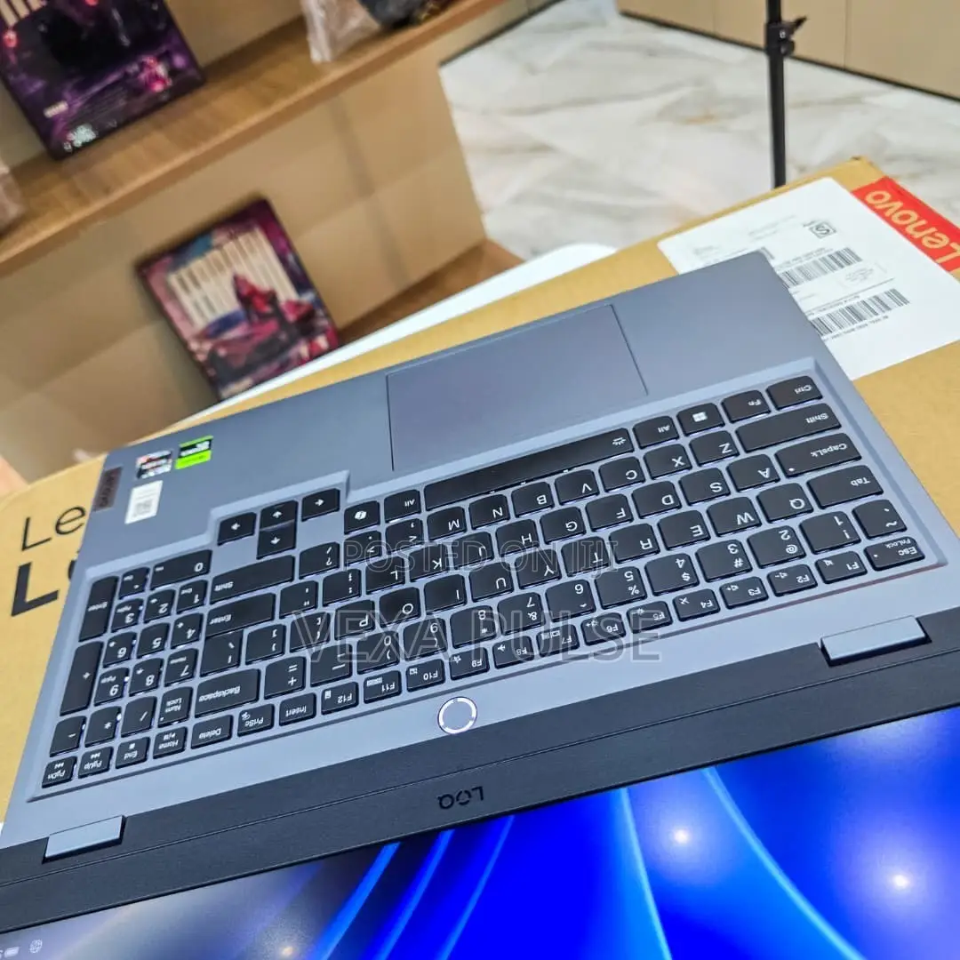 Laptop Lenovo LOQ 15AHP10 16GB AMD Ryzen 5 SSD 512GB