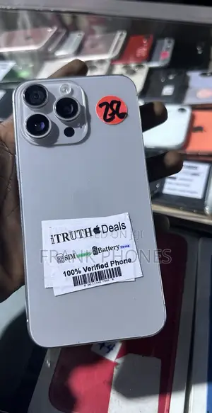 New Apple iPhone 15 Pro Max 256 GB White