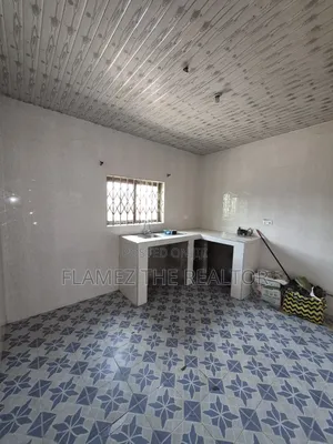 3bdrm House in Damas 2, Amasaman for sale