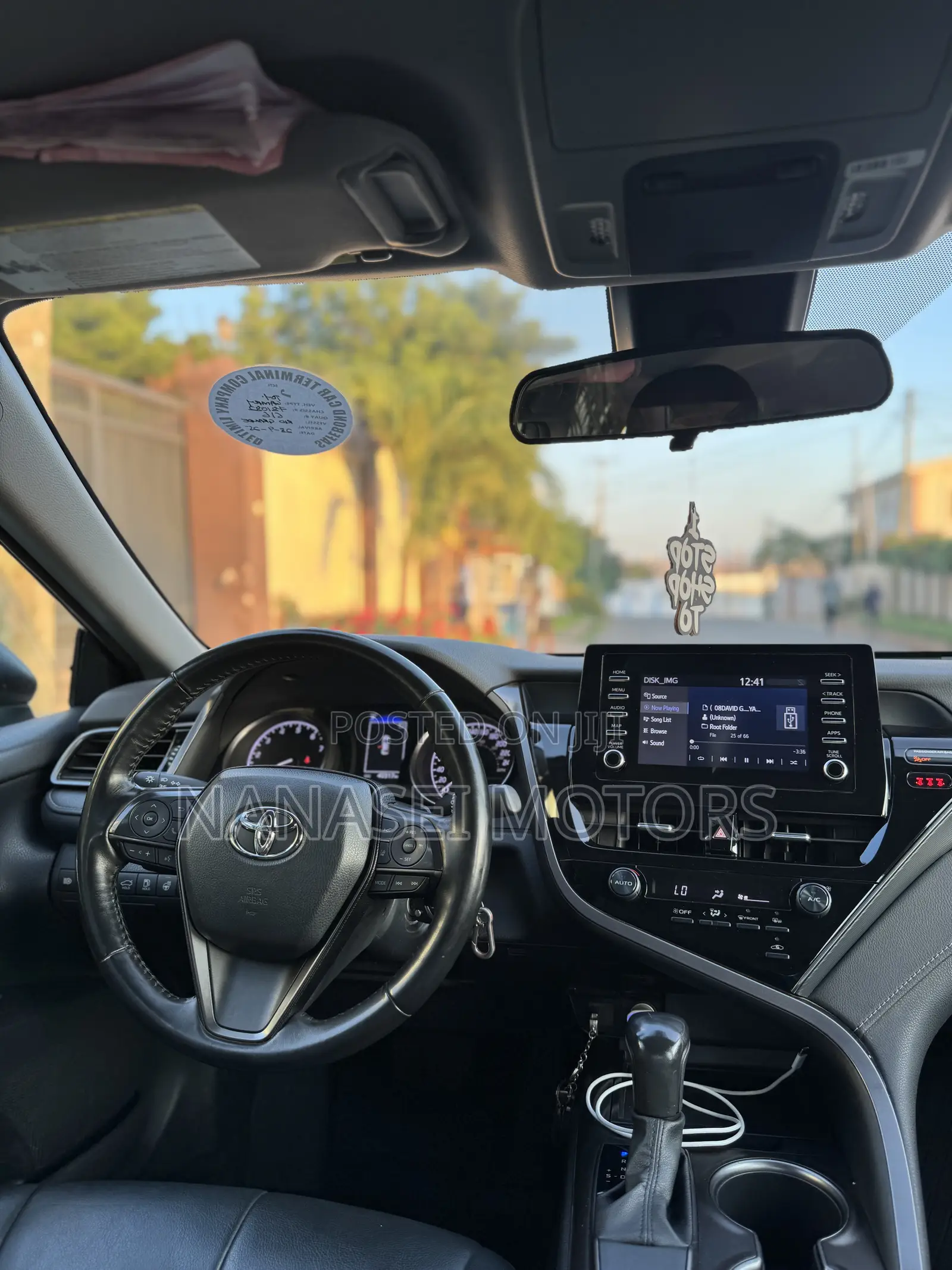 Toyota Camry SE 2023 Gray