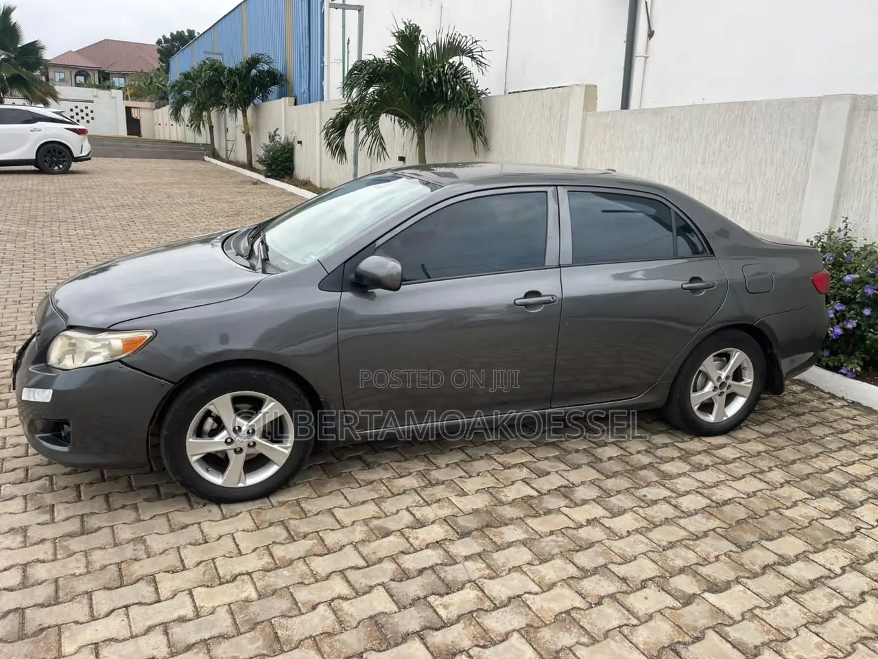 Toyota Corolla 2010 Gray