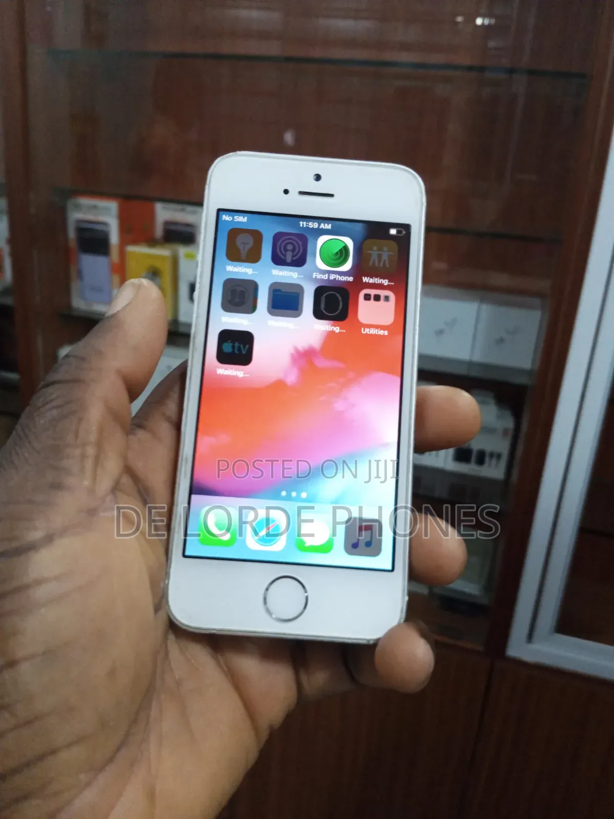 Apple iPhone 5s 16 GB Black