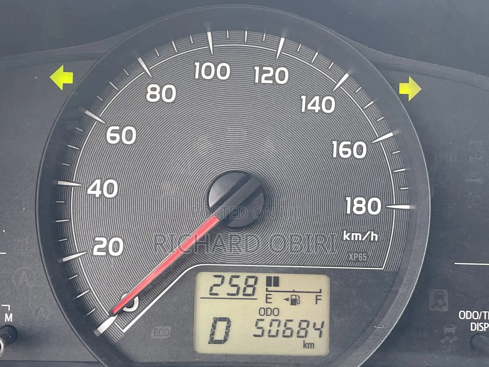 Toyota Vitz 1.3 AWD 5dr 2013 Black