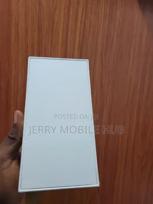 New Samsung Galaxy S20 FE 5G 128 GB Blue