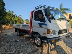Hyundai  Mighty 3.5 Ton