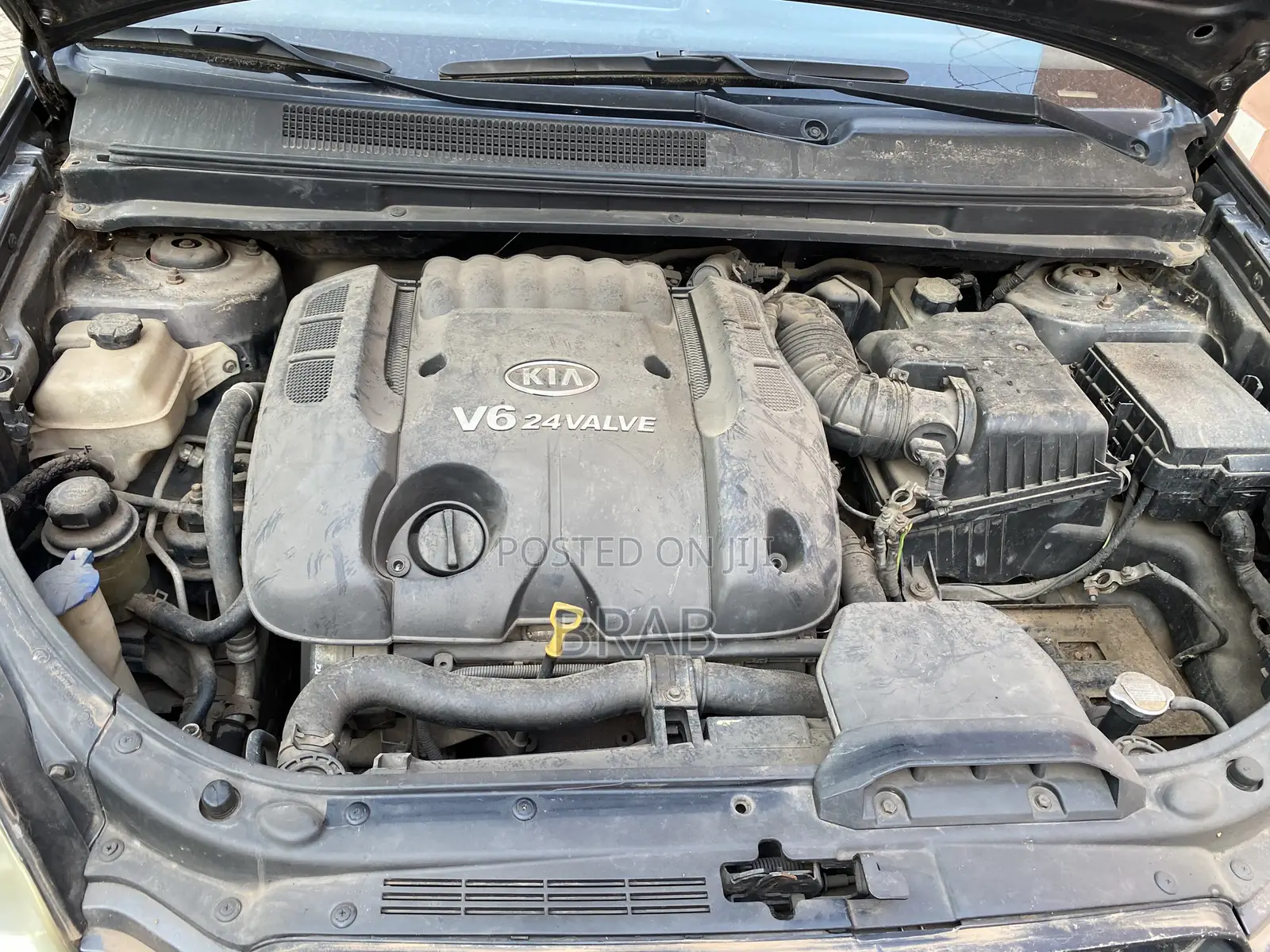 Kia Rondo EX V6 2010 Gray