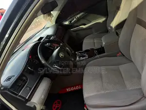 Toyota Camry XLE 4dr Sedan (2.5L 4cyl 6A) 2014 Black