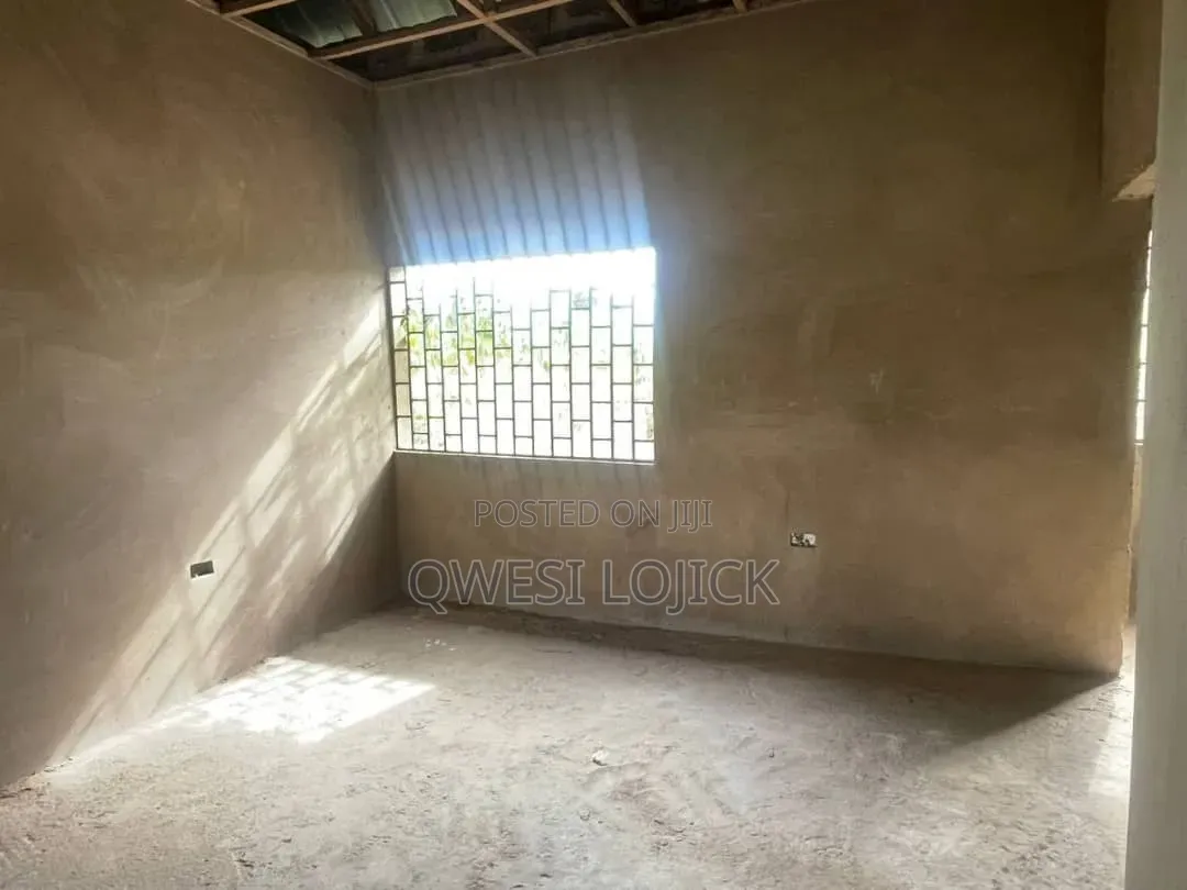 4bdrm House in Awutu Senya East Municipal for sale