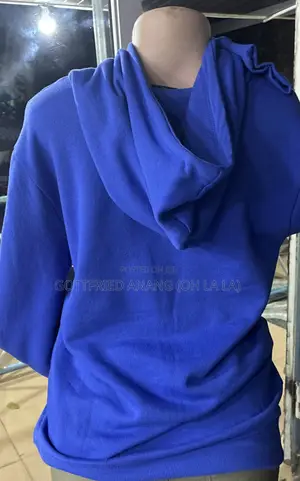 Sonic Sweat Top XXL 18 More of a Medium