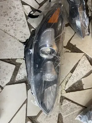 Kia Sportage 2017 Headlight Pair