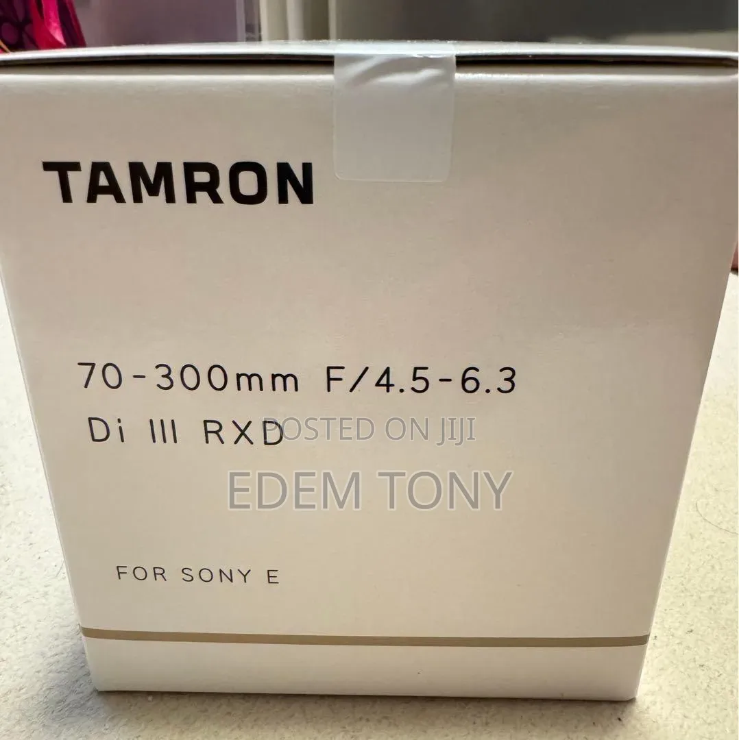 Tamron 70-300mm F/4.5-6.3 Di | RXD Lens for Sony E