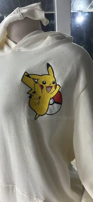Pikachu Sweat Top Size 18 ( Meduim)
