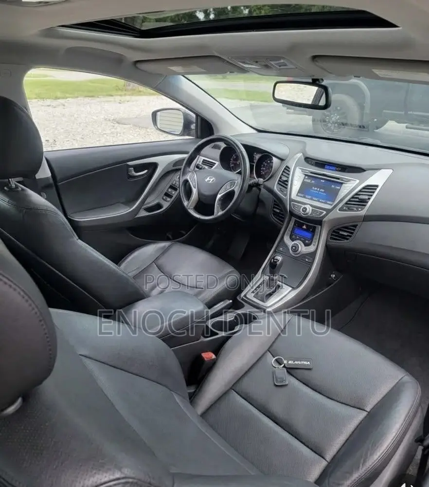 Hyundai Elantra 2016 Black