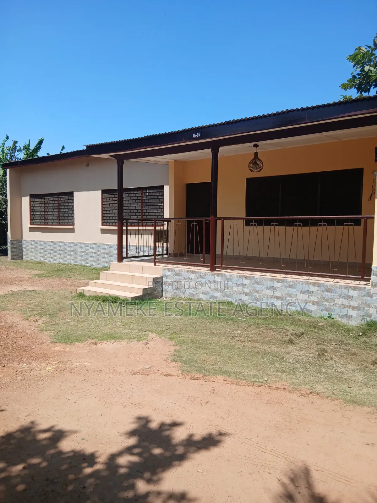 3bdrm Apartment in State Housing, Exhibition for rent