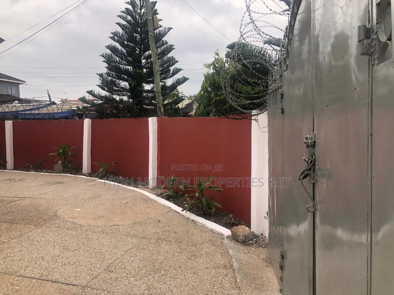 2bdrm House in Teshie Greda Estate, Accra Metropolitan for sale