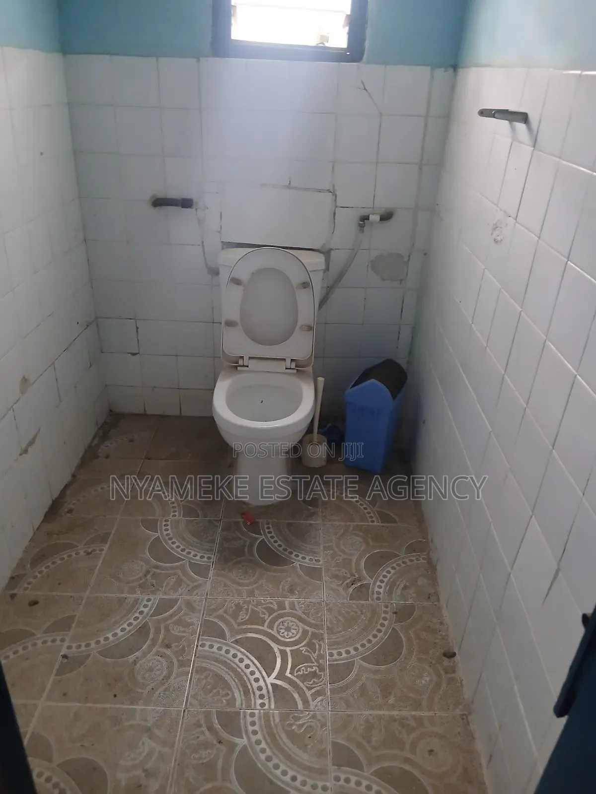 3bdrm Apartment in Atomic, Exhibition for rent
