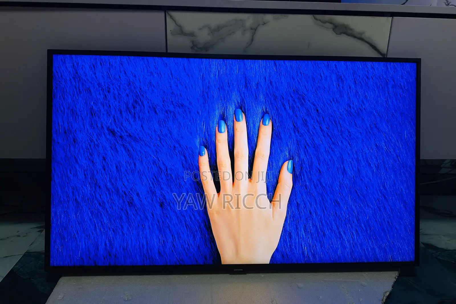 Samsung 40inches Smart 4K UHD Digital Satellite 2022 Model TV