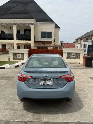 Toyota Corolla 2015