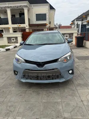 Toyota Corolla 2015