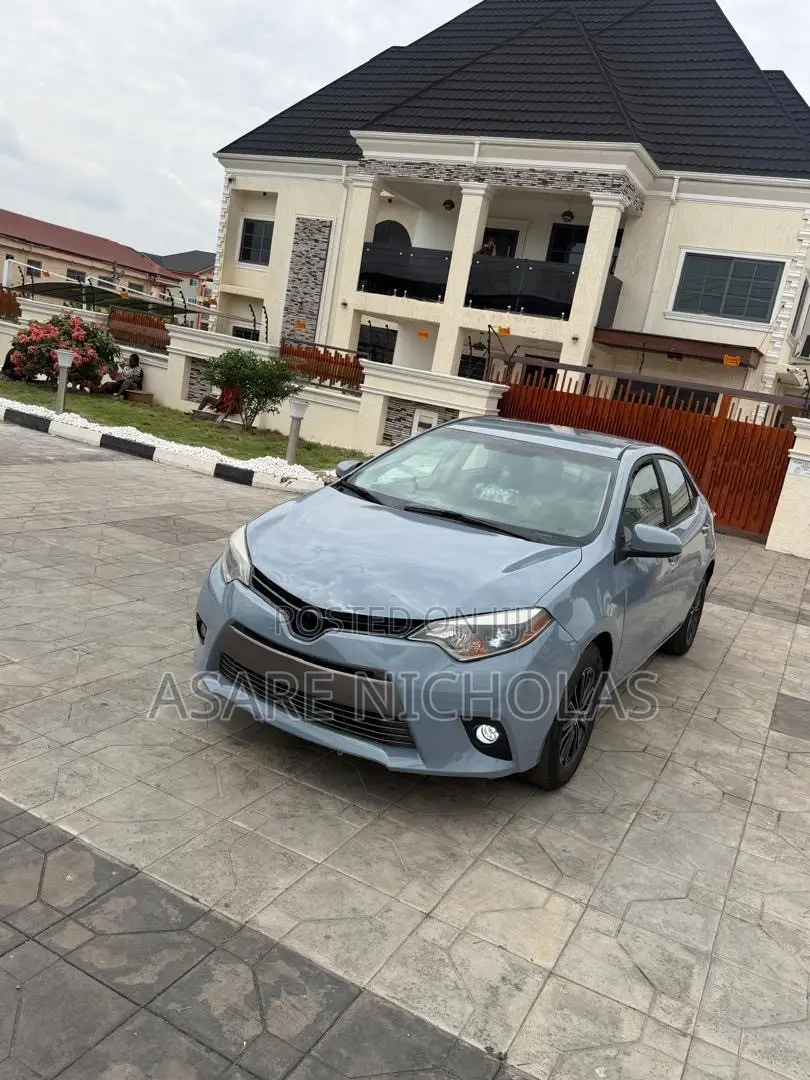 Toyota Corolla 2015
