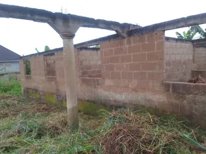 6bdrm House in At Pekyi, Atwima Kwanwoma for sale