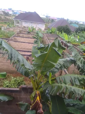 6bdrm House in At Pekyi, Atwima Kwanwoma for sale