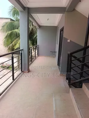 2bdrm Apartment in Ablekuma Amomole, Olebu for rent