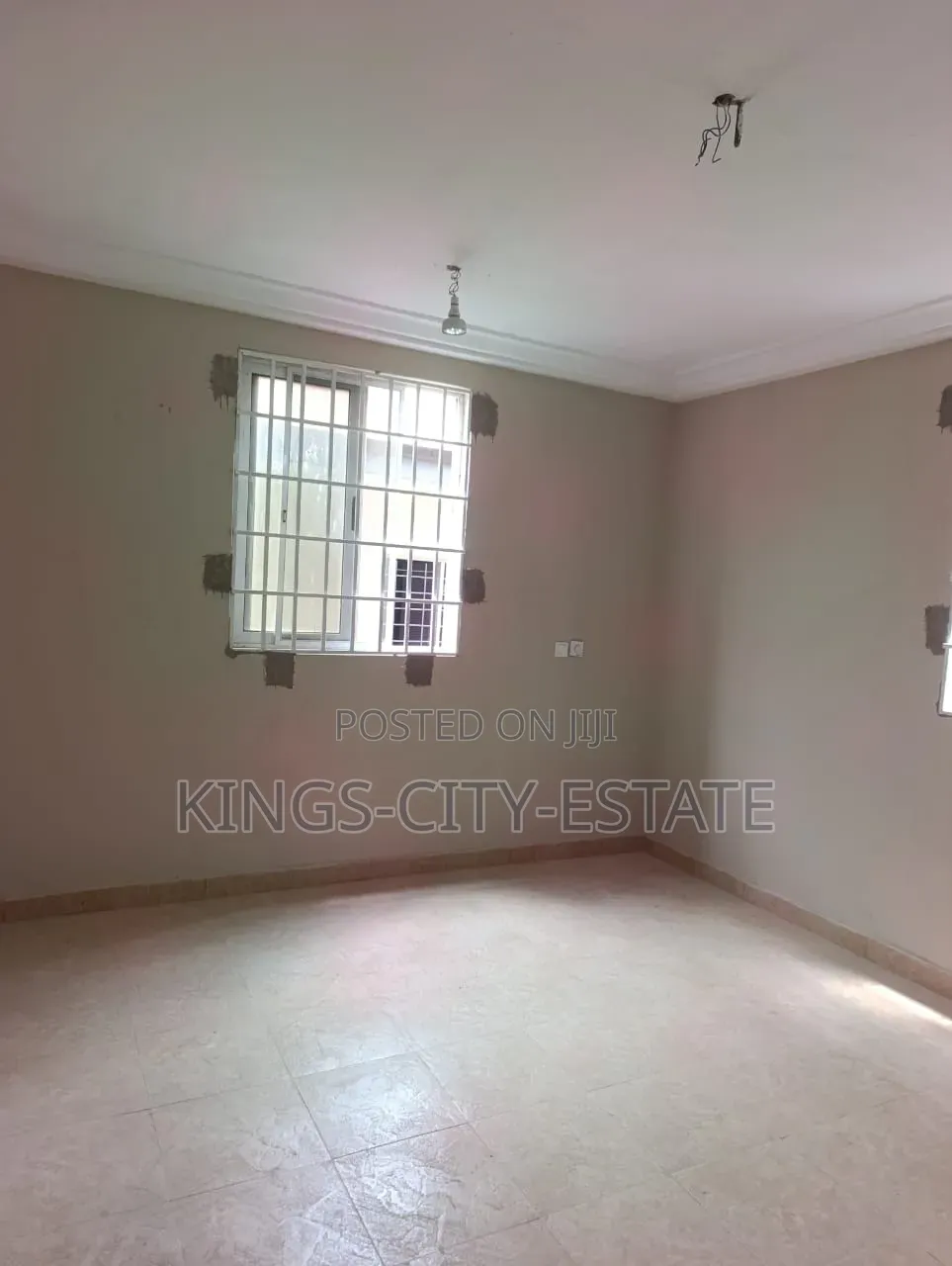 2bdrm Apartment in Ablekuma Amomole, Olebu for rent