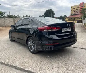 Hyundai Elantra 2018 Black