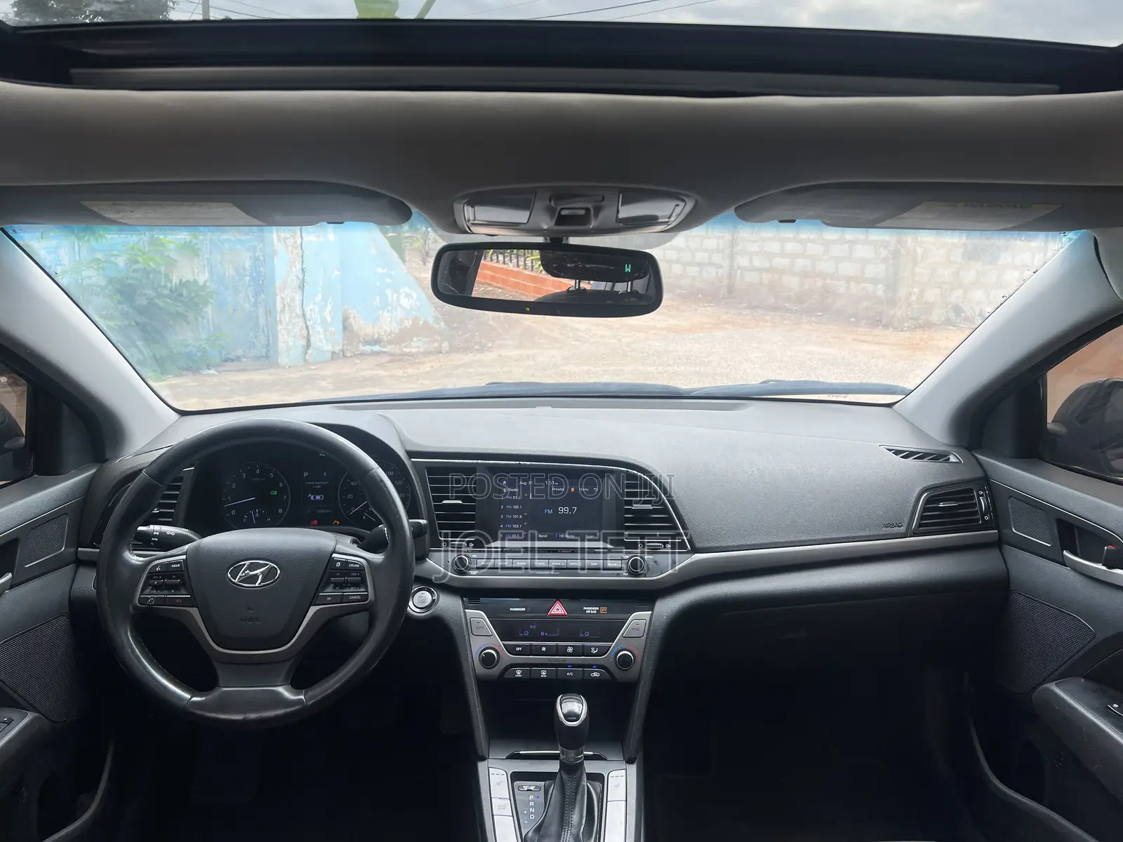 Hyundai Elantra 2018 Black